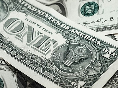 Different amounts of cash